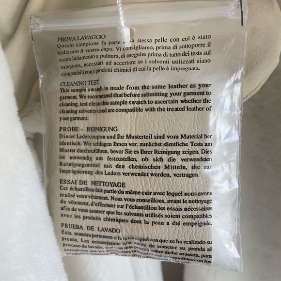 MM reversible shearling coat. - Picture 15 of 15